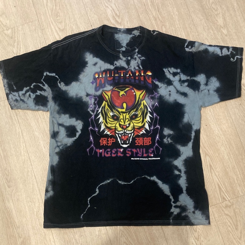Wu-Tang "Tiger Style" Tie-Dye Graphic Tee - Black & Grey